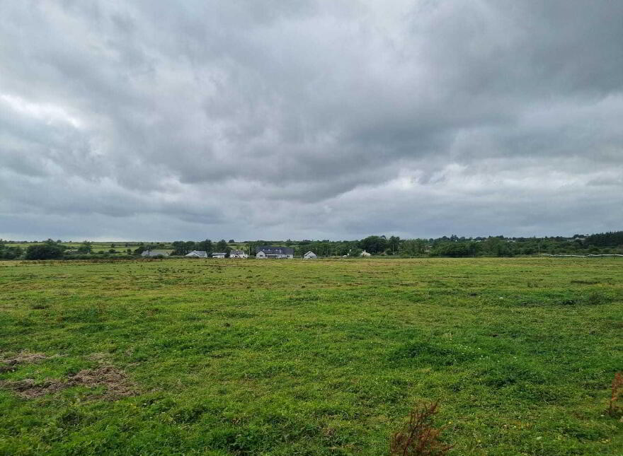 Whitethorn Equestrian Centre, Knocknasnaa, Abbeyfeale, V9476C0