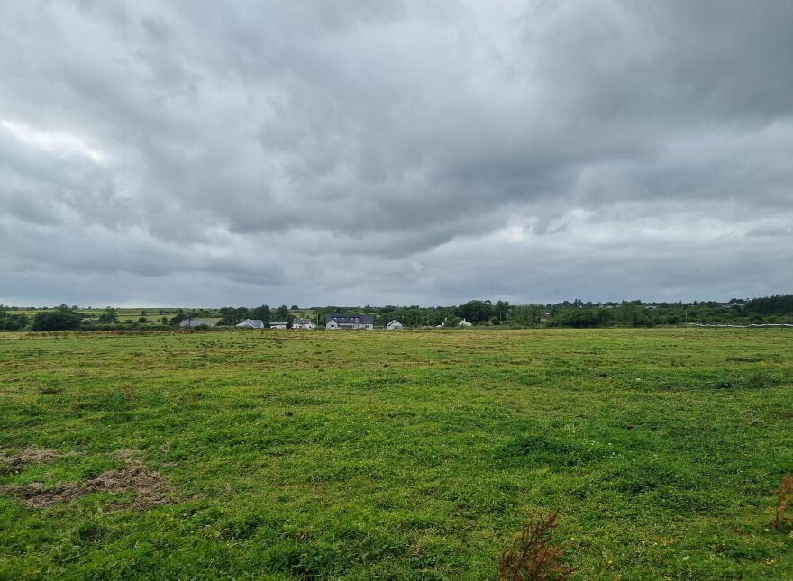 Whitethorn Equestrian Centre, Knocknasnaa, Abbeyfeale, V9476C0