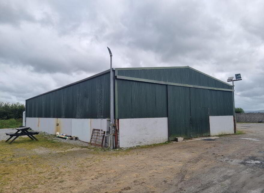 Whitethorn Equestrian Centre, Knocknasnaa, Abbeyfeale, V9476C0