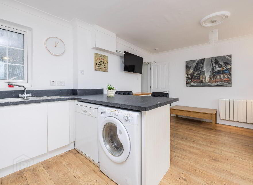 Aston Abbey, 10 Aston Quay, Temple Bar, Temple Bar, D02CH93