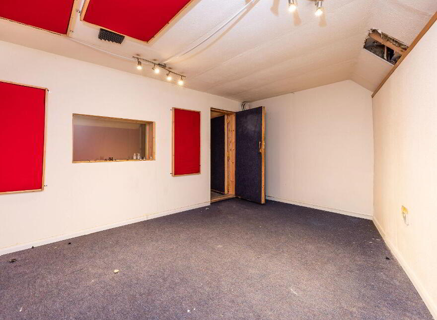 Aston Abbey, 10 Aston Quay, Temple Bar, Temple Bar, D02CH93