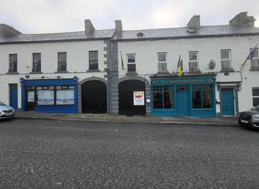 The Sportsman's Inn, Elphin Street, Strokestown, F42R851