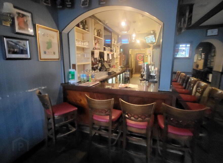 The Sportsman's Inn, Elphin Street, Strokestown, F42R851