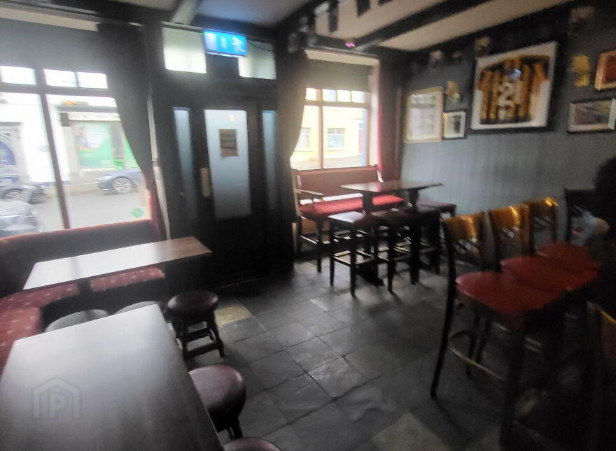 The Sportsman's Inn, Elphin Street, Strokestown, F42R851