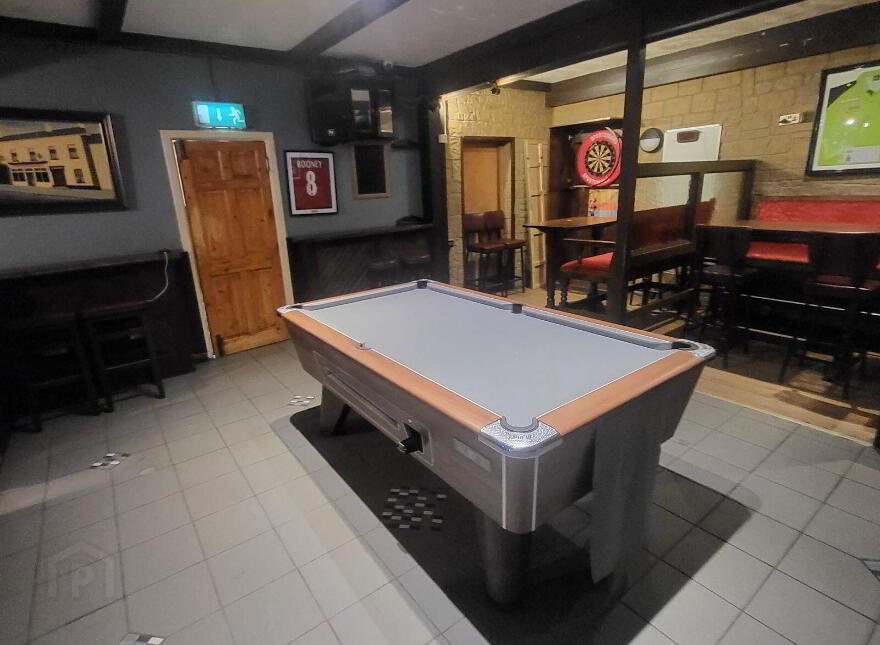 The Sportsman's Inn, Elphin Street, Strokestown, F42R851