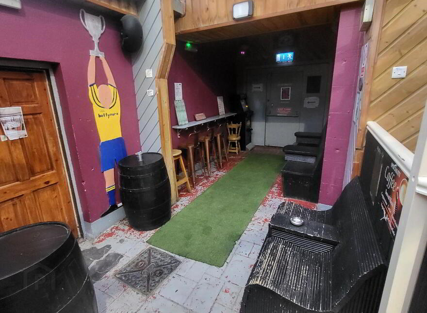 The Sportsman's Inn, Elphin Street, Strokestown, F42R851