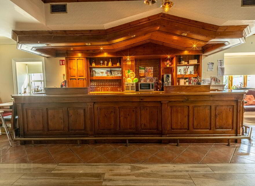 Clarkes Hotel, Nightclub And Spirit Bar, Main Street Upper, Mohill, N41W6R6