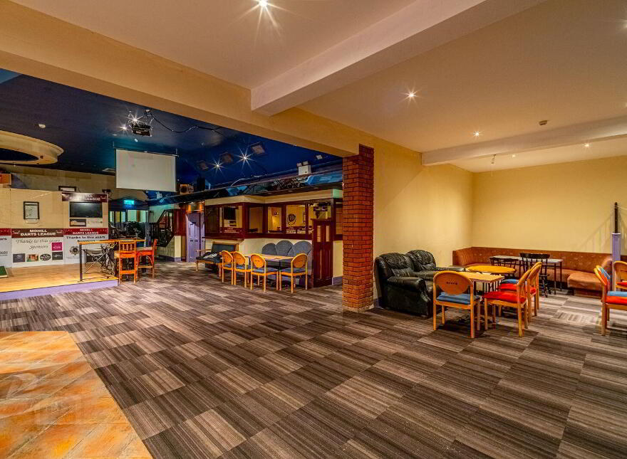 Clarkes Hotel, Nightclub And Spirit Bar, Main Street Upper, Mohill, N41W6R6