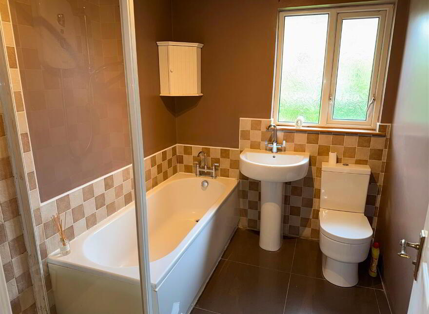 112 Meadowvale Park, Limavady, BT49 0SL