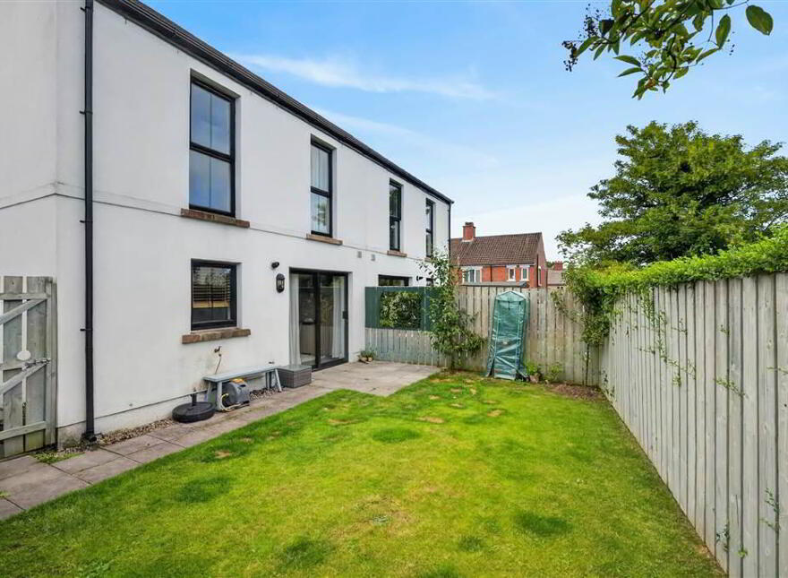 12 Wandsworth Court, Ballyhackamore, Belfast, BT4 3GD