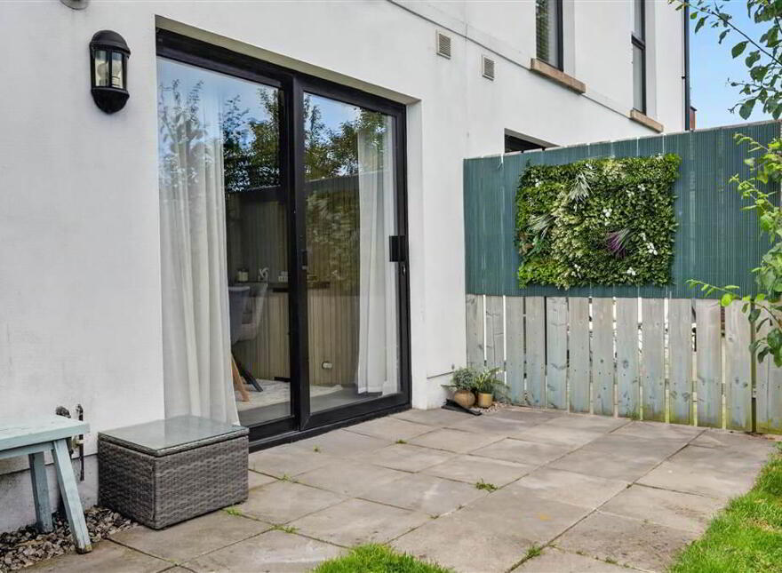 12 Wandsworth Court, Ballyhackamore, Belfast, BT4 3GD