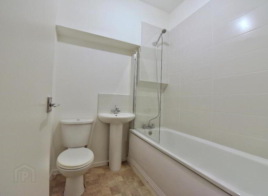 Flat 2, 48 Southwell Road, Bangor, BT20 3AQ