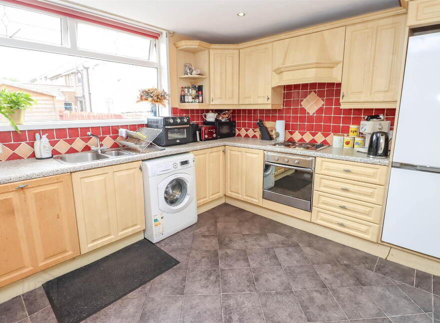 43 Ardmore Avenue, Dundonald, Belfast, BT16 1TB