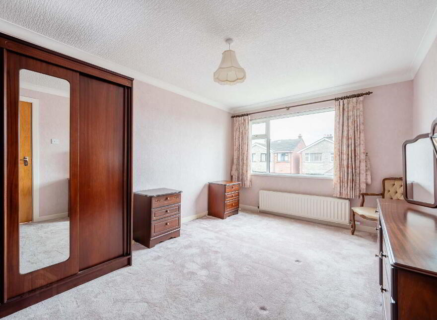 18 Sharman Drive, Belfast, BT9 5HL