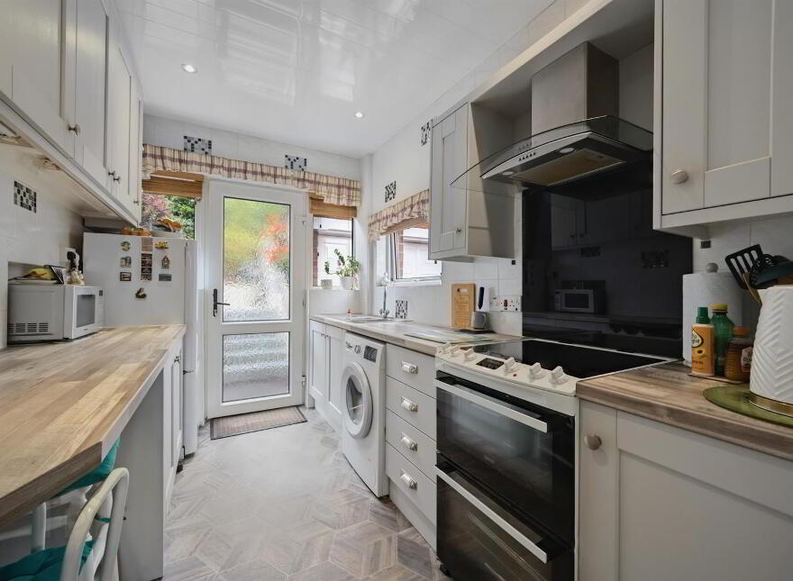 48 Orangefield Parade, Belfast, BT5 6DE