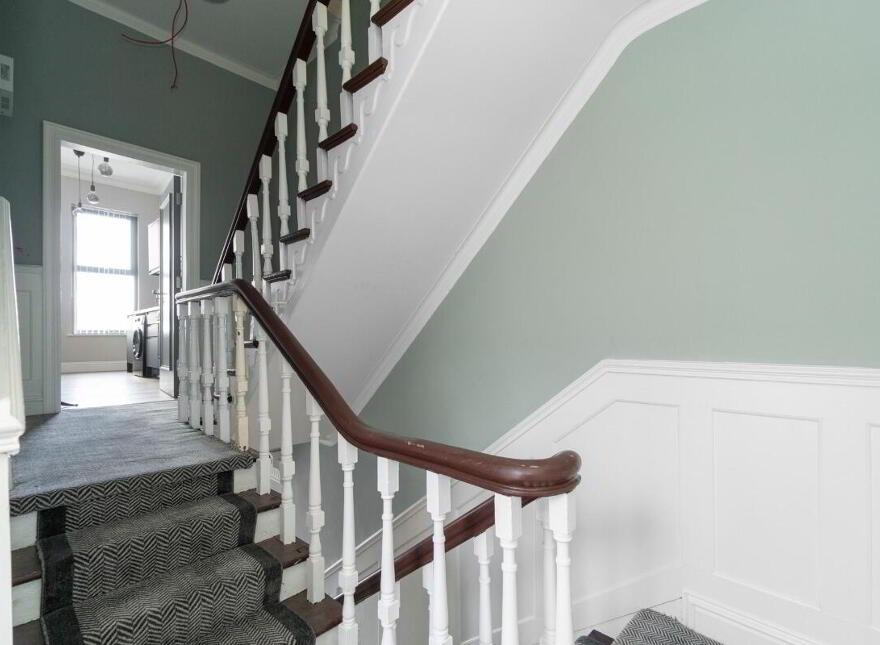Apt 4, 17 Camden Street, Belfast, BT9 6AT