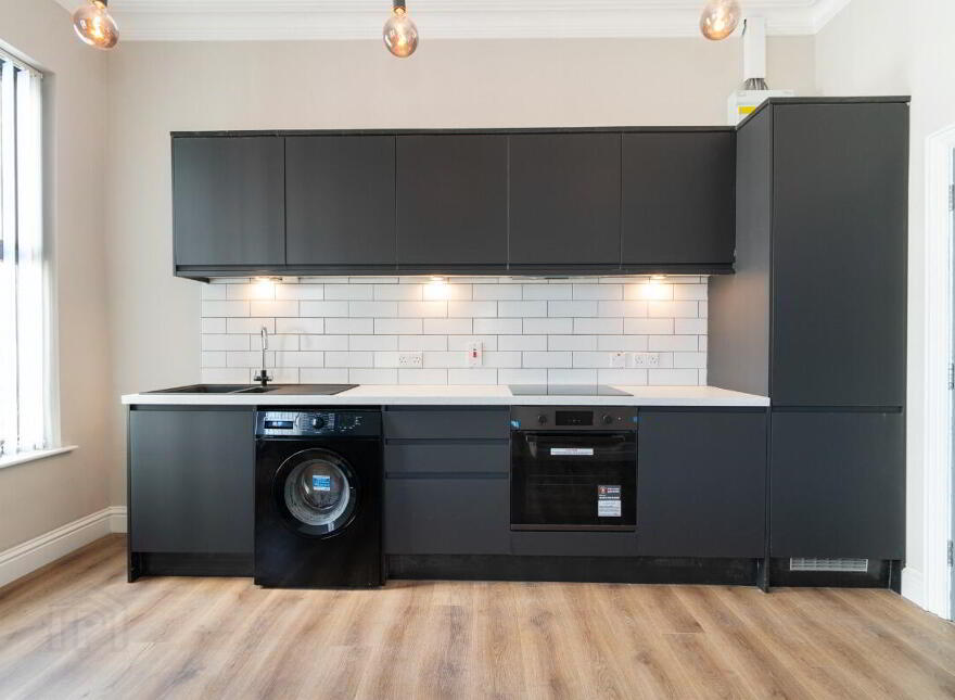 Apt 4, 17 Camden Street, Belfast, BT9 6AT
