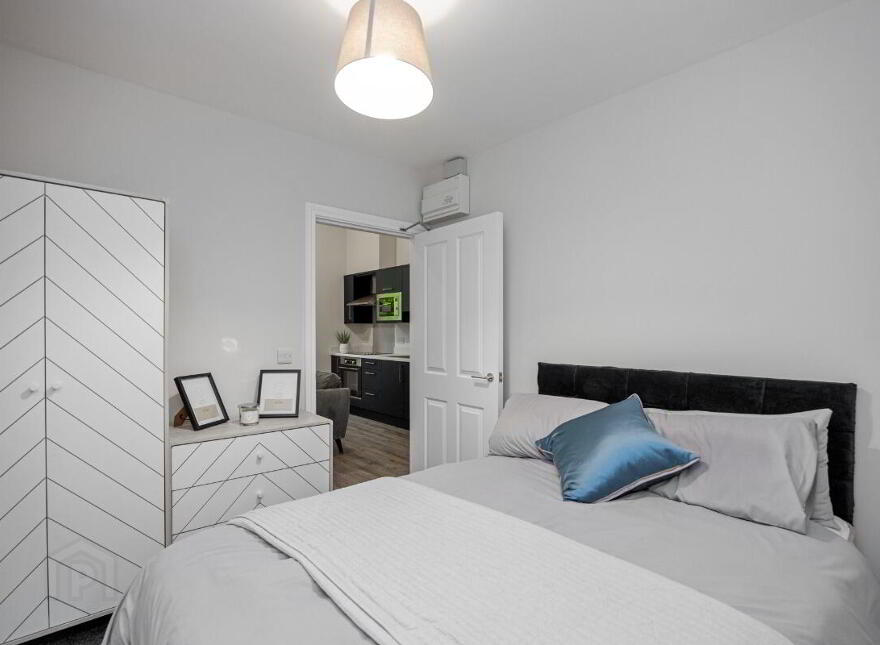 Apartment 2 24 Wellington Park, Belfast, BT9 6DL