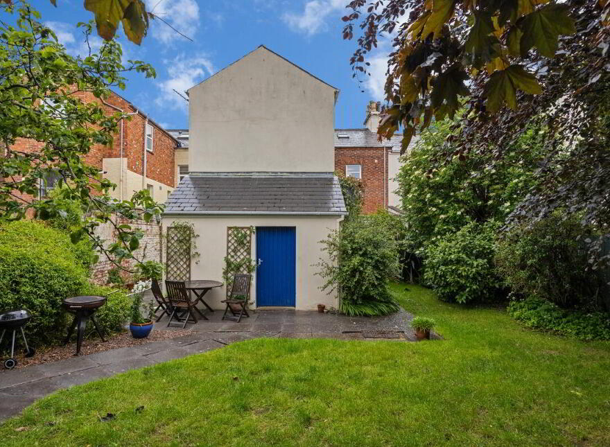 Apartment 2 24 Wellington Park, Belfast, BT9 6DL