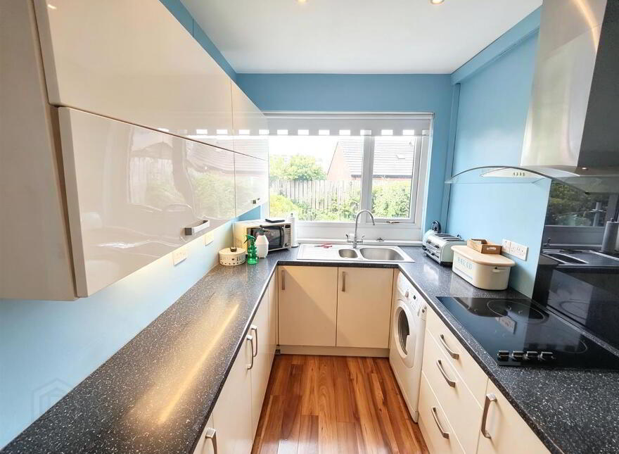 21 Dunmore Crescent, Belfast, BT15 3GL