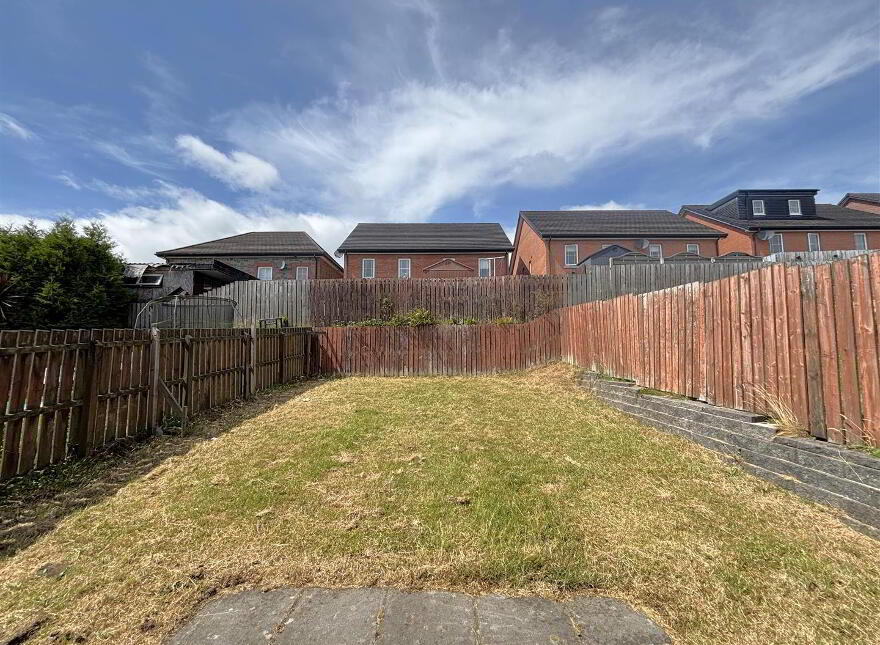 8 Mill Valley Place, Belfast, BT14 8FX