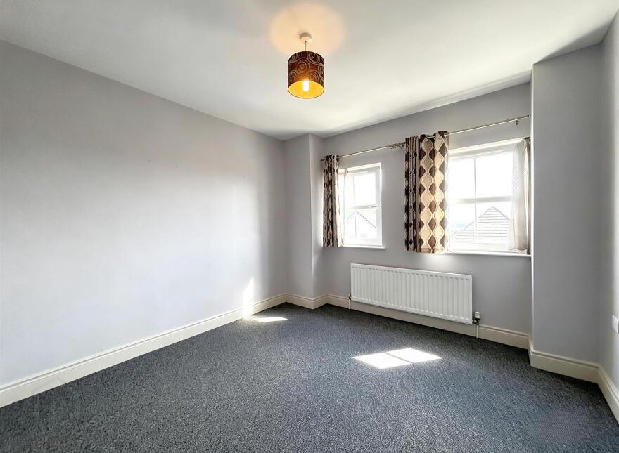 8 Mill Valley Place, Belfast, BT14 8FX