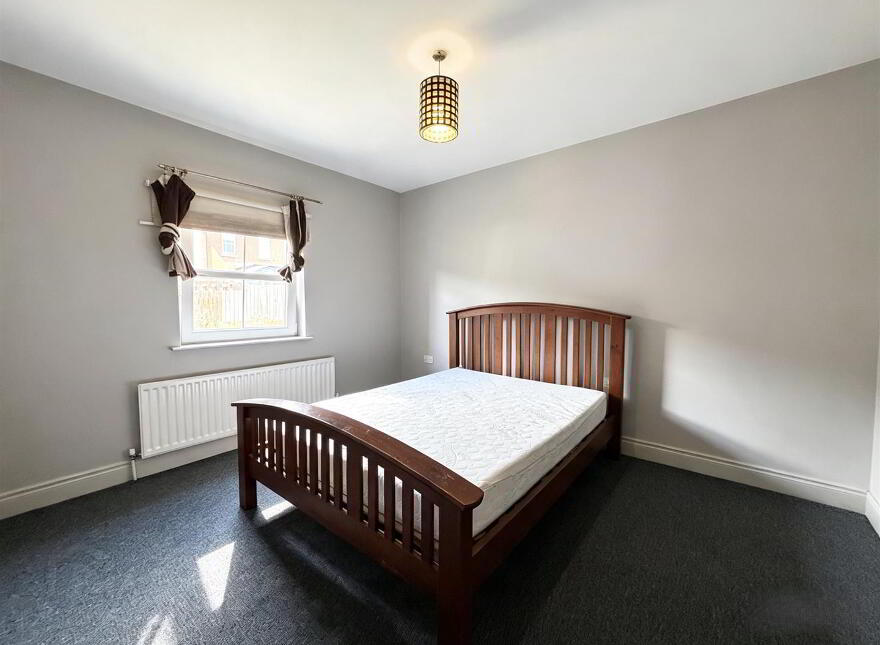 8 Mill Valley Place, Belfast, BT14 8FX