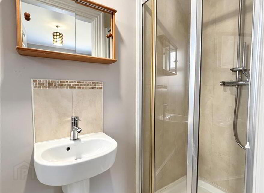 8 Mill Valley Place, Belfast, BT14 8FX