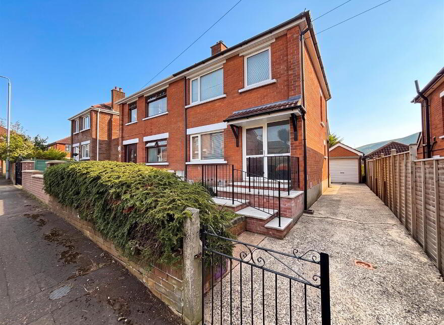 6 Mountainview Drive, Belfast, BT14 7GX