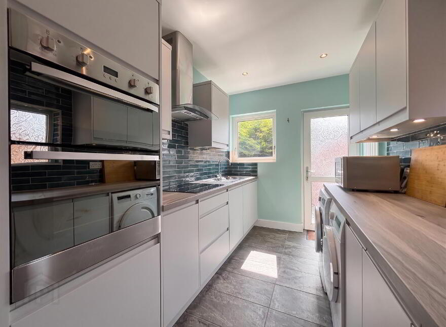 6 Mountainview Drive, Belfast, BT14 7GX