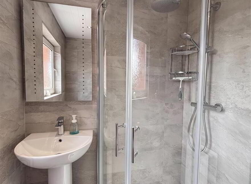 6 Mountainview Drive, Belfast, BT14 7GX