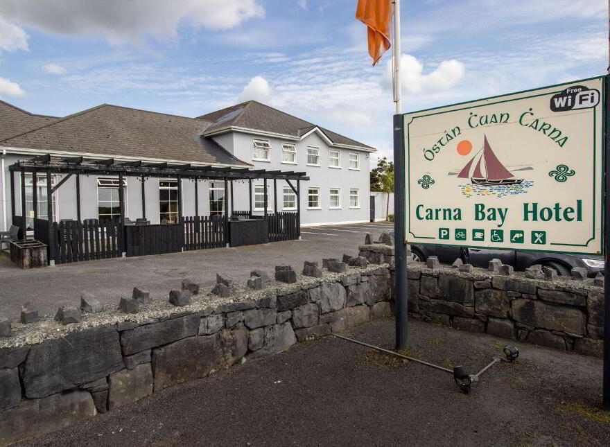 Carna Bay Hotel, Carna, H91HT61