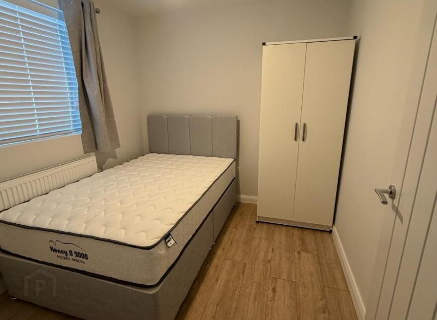 Newly Refurbished, 91A Ravenhill Road, Belfast, BT6 8DQ