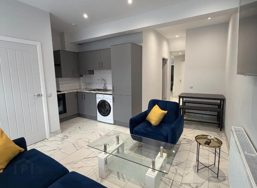 Newly Refurbished, 91A Ravenhill Road, Belfast, BT6 8DQ