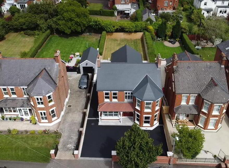 14 Waterloo Gardens, Antrim Road, Belfast, BT15 4EX