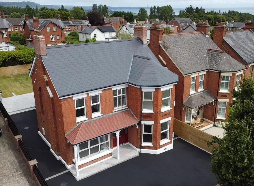 14 Waterloo Gardens, Antrim Road, Belfast, BT15 4EX
