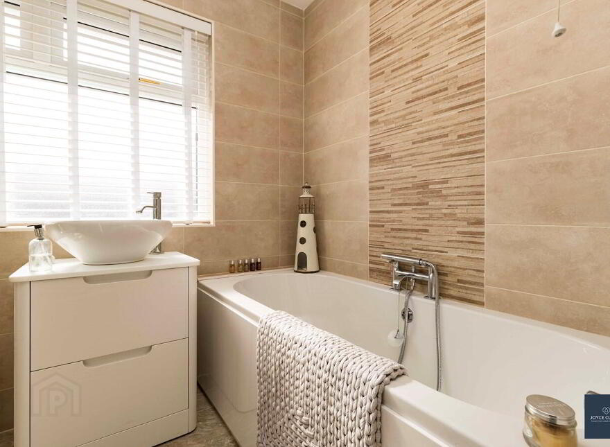 180 Ballyoran Park, Portadown, BT62 1JR