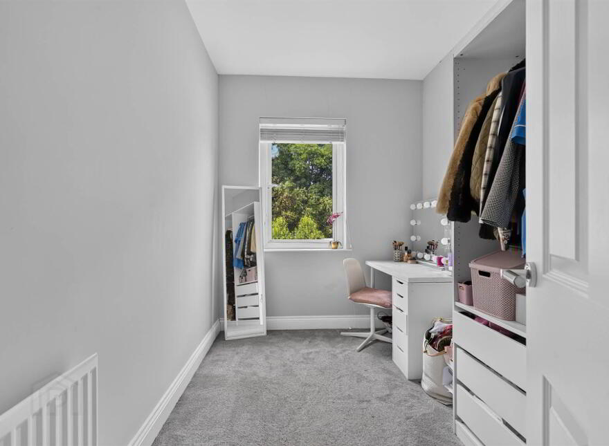 37 Wyncroft Gardens, Lisburn, BT28 2AU