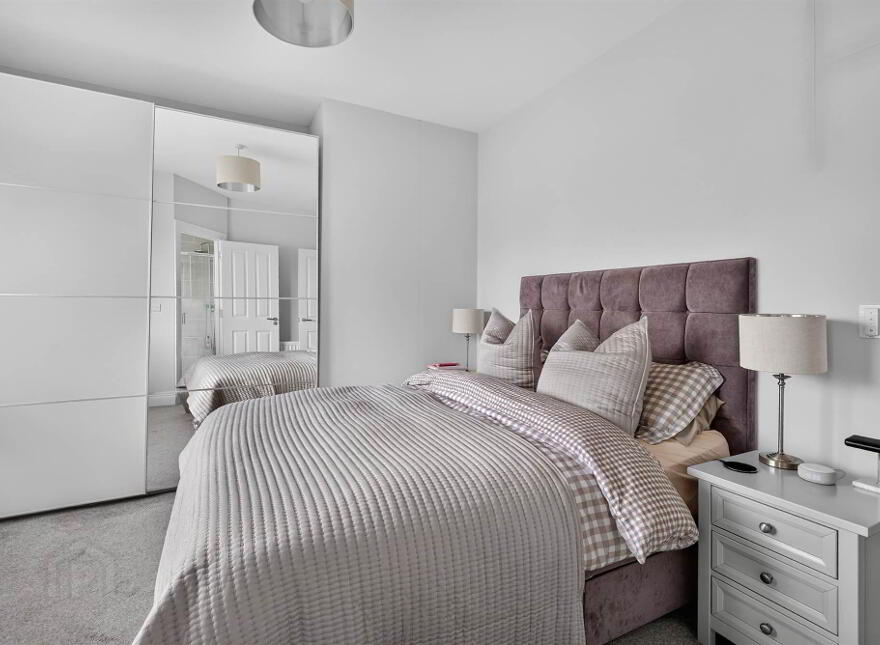 37 Wyncroft Gardens, Lisburn, BT28 2AU