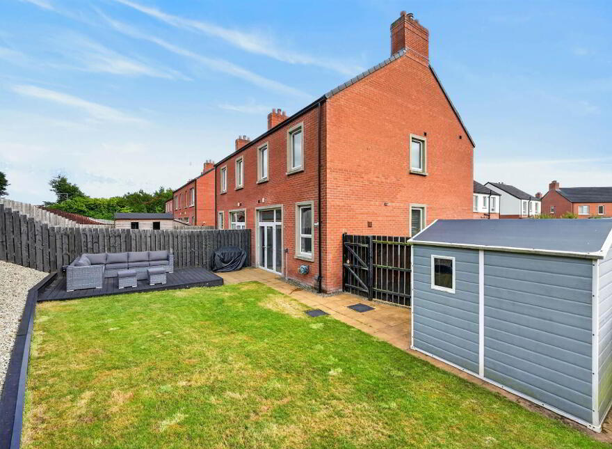 37 Wyncroft Gardens, Lisburn, BT28 2AU