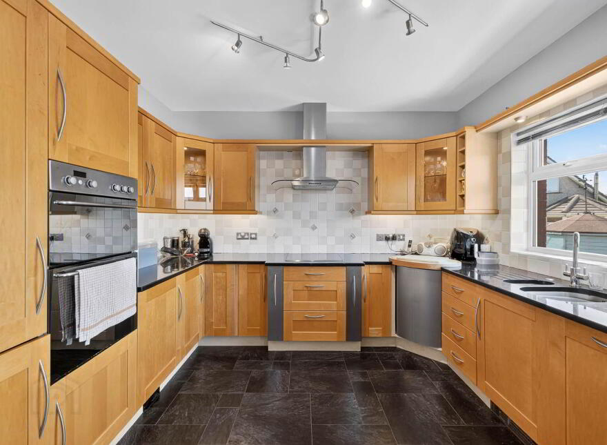 75 Donaghadee Road, Millisle, Newtownards, BT22 2BZ