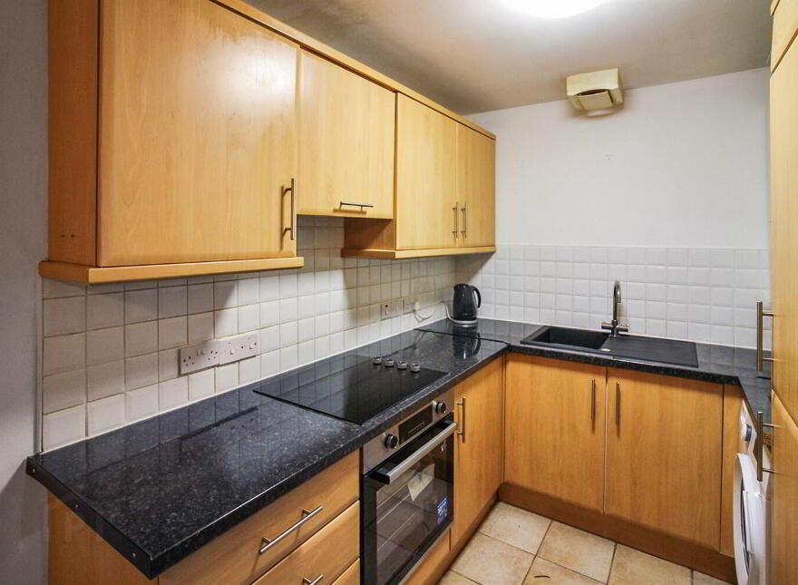 402 Margarita Plaza, Adelaide Street, Belfast, BT2 8FF