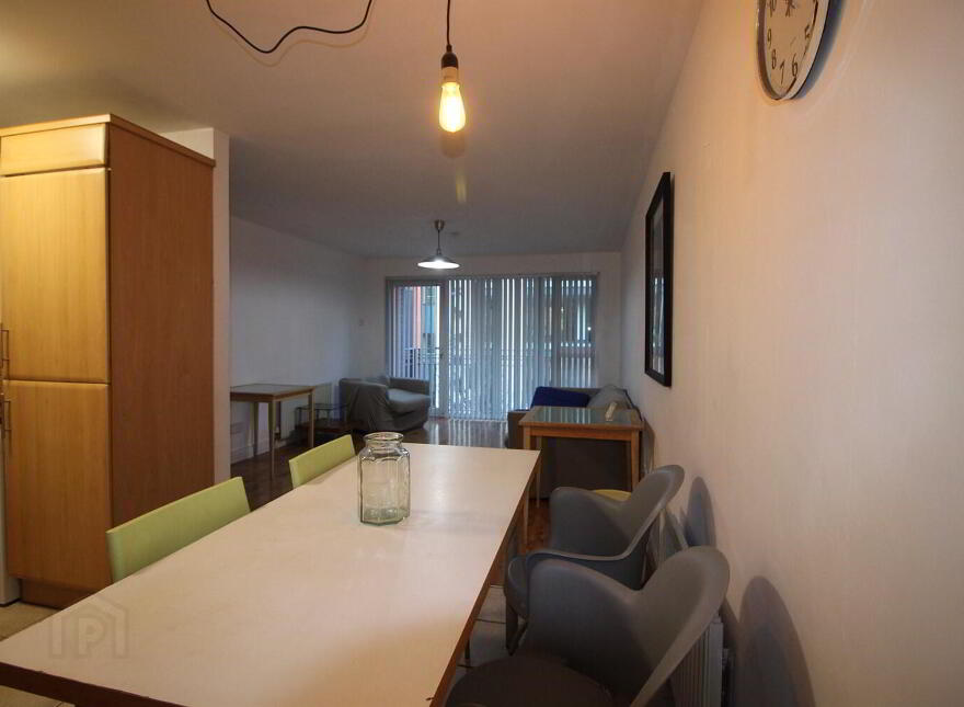 402 Margarita Plaza, Adelaide Street, Belfast, BT2 8FF