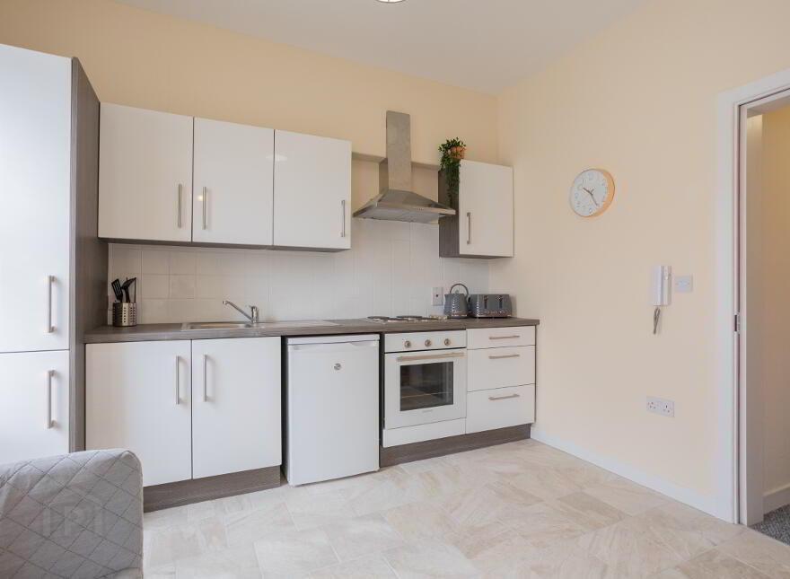2, 14 Belgravia Avenue, Lisburn Road, Belfast South, Belfast, BT9 7BJ