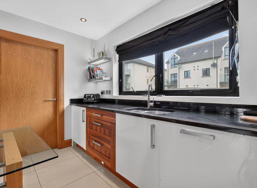 10 The Anchorage, Beach Road, Portballintrae, BT57 8WF