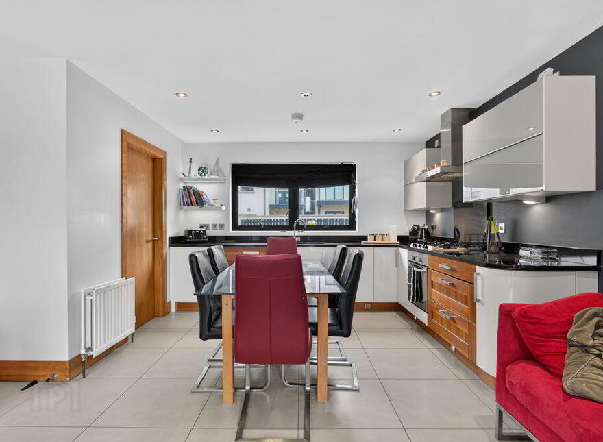 10 The Anchorage, Beach Road, Portballintrae, BT57 8WF