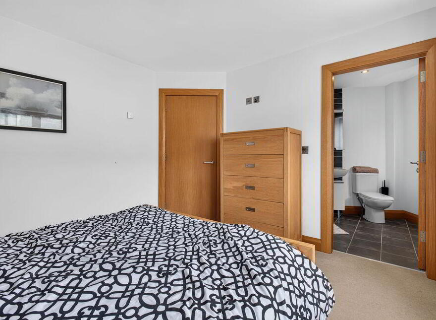10 The Anchorage, Beach Road, Portballintrae, BT57 8WF