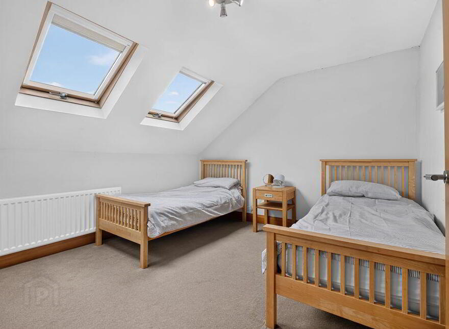 10 The Anchorage, Beach Road, Portballintrae, BT57 8WF