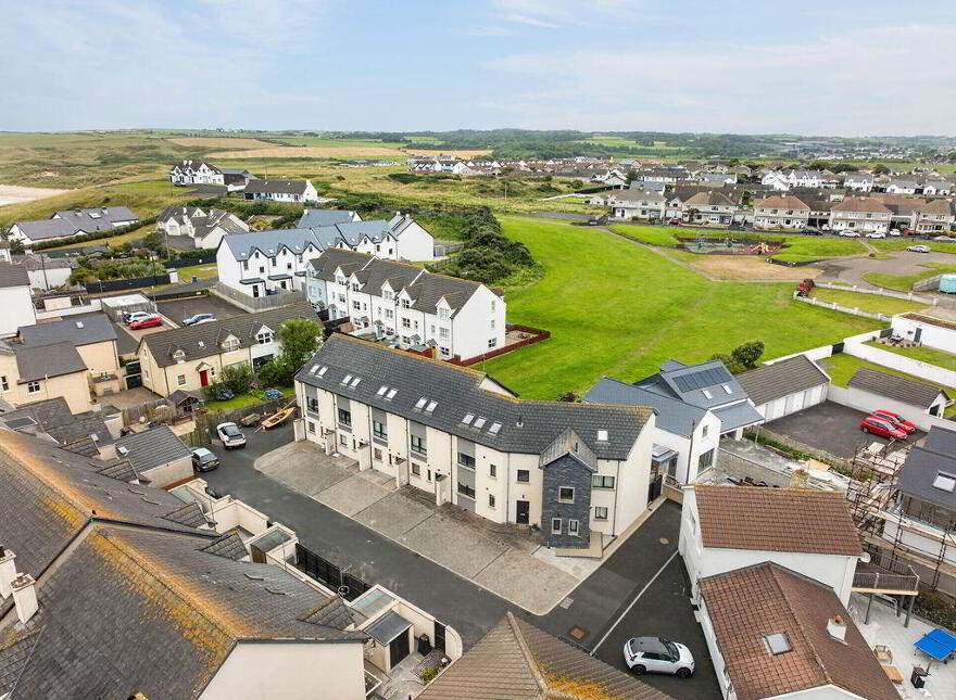10 The Anchorage, Beach Road, Portballintrae, BT57 8WF