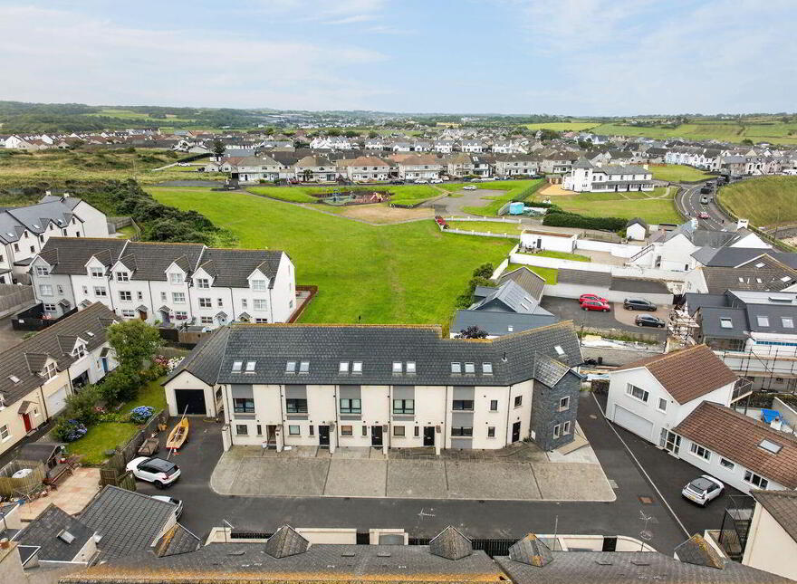 10 The Anchorage, Beach Road, Portballintrae, BT57 8WF